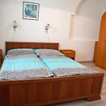 Flora Apartment Heviz
