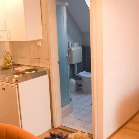 Apartment Flora