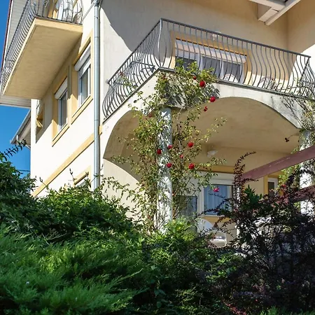 Appartement Flora *